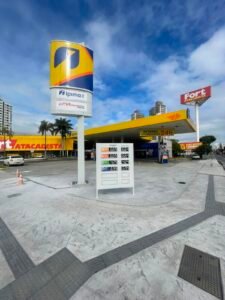 Grupo Pereira inaugura o primeiro Posto Fort Atacadista em SC em Itajai